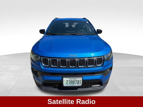 Used 2024 Jeep Compass Latitude AWD/4WD image 10
