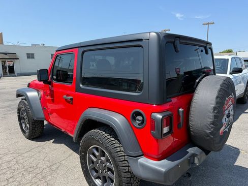 Used 2023 Jeep Wrangler Sport AWD/4WD image 8