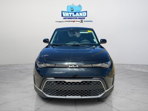 Used 2025 Kia Soul LX w/ LX Technology Package FWD image 21