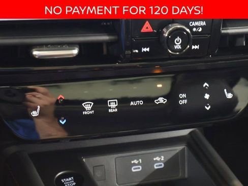 New 2025 Nissan Kicks SR w/ SR Premium Package image 17