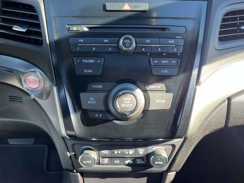 Used 2020 Acura ILX image 22