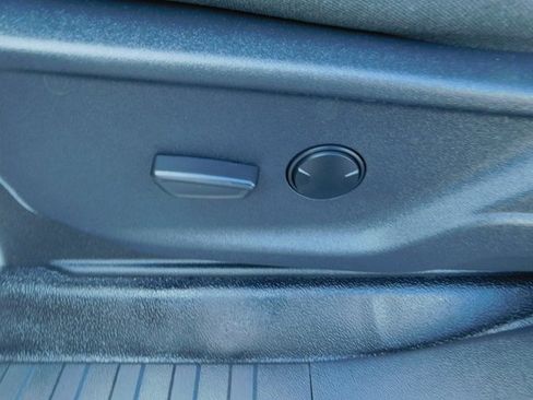 Used 2025 Ford F350 XLT image 25