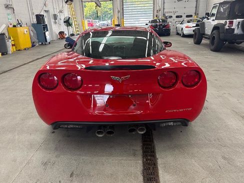 Used 2006 Chevrolet Corvette Z06 RWD image 6