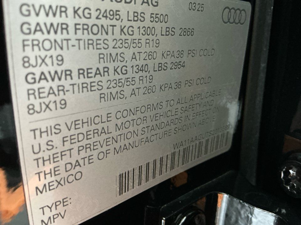 Certified 2025 Audi Q5 Premium w/ Convenience Package AWD/4WD image 38
