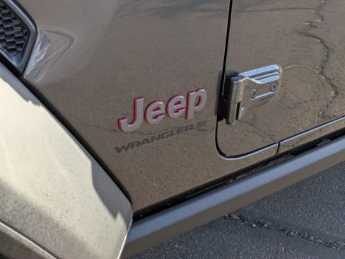 New 2025 Jeep Wrangler Unlimited Rubicon w/ Steel Bumper Group image 24