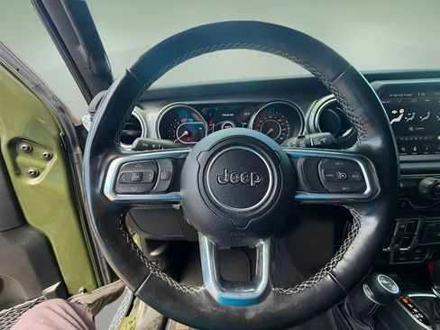 Used 2023 Jeep Wrangler Unlimited Sahara w/ LED Lighting Group AWD/4WD image 15
