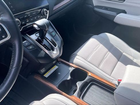 Used 2022 Honda CR-V Touring image 16