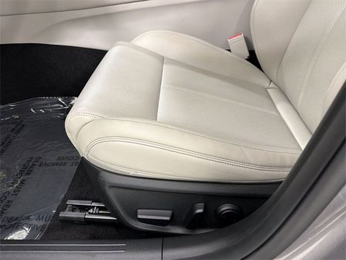 Used 2023 Genesis G70 2.0T image 21