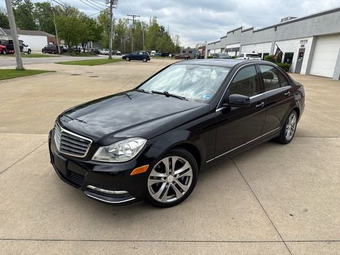 Used 2012 Mercedes-Benz C 300 4MATIC Sedan w/ Premium 1 Pkg image 1