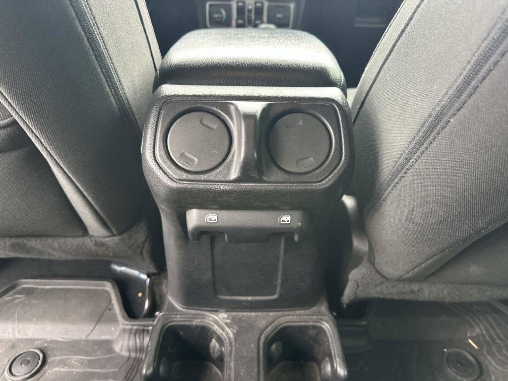 Used 2019 Jeep Wrangler Unlimited Sport AWD/4WD image 14