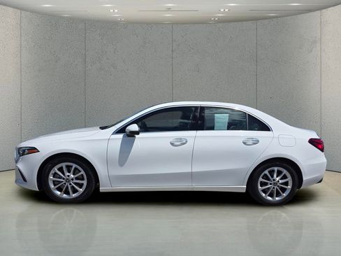 Used 2021 Mercedes-Benz A 220 image 6