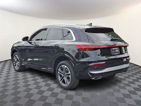 Used 2025 Audi Q5 Premium w/ Convenience Package AWD/4WD image 4