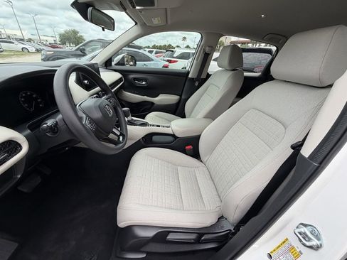 Used 2026 Honda HR-V LX image 19