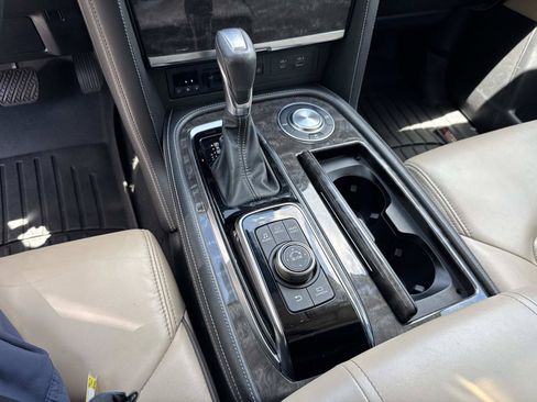 Used 2022 Nissan Armada Platinum w/ Captain's Chairs Package RWD image 29