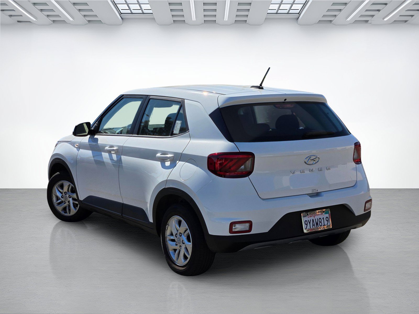 Certified 2026 Hyundai Venue SE FWD image 6