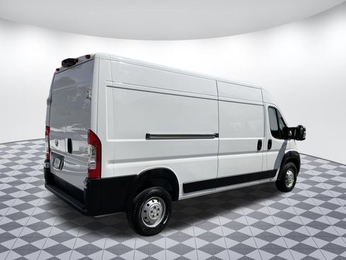 Used 2023 RAM ProMaster 2500 FWD image 3