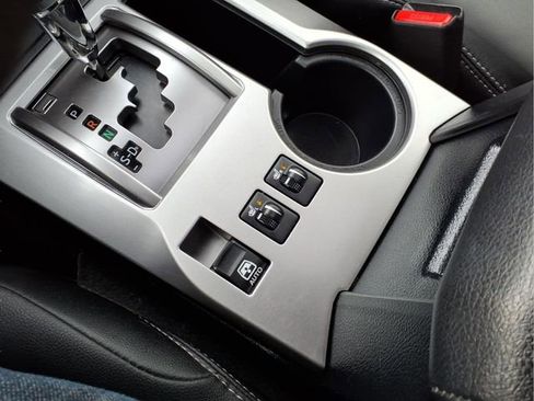 Used 2023 Toyota 4Runner SR5 Premium w/ Moonroof Package image 29