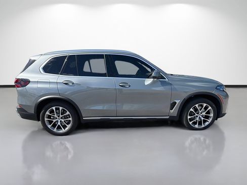 Used 2025 BMW X5 sDrive40i w/ Premium Package RWD image 2