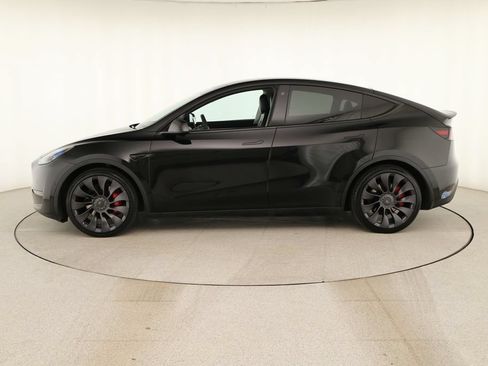 Used 2021 Tesla Model Y Performance AWD/4WD image 2