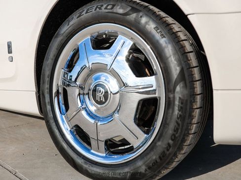 Used 2012 Rolls-Royce Phantom Sedan image 65