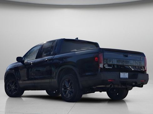 Used 2024 Honda Ridgeline Sport image 18