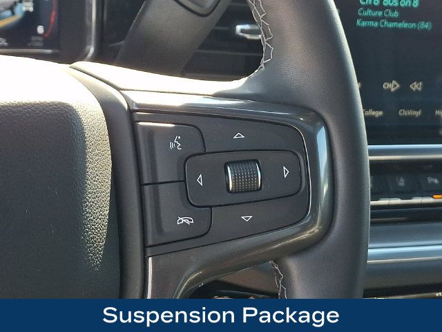 Used 2025 Chevrolet Silverado 2500 High Country w/ Technology Package AWD/4WD image 8