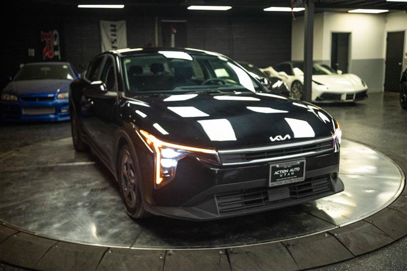 Used 2025 Kia K4 FWD image 5
