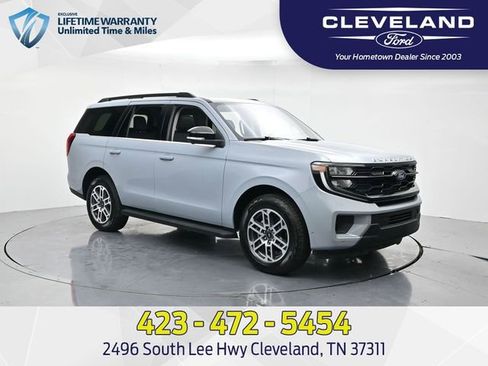 Used 2025 Ford Expedition Active image 1