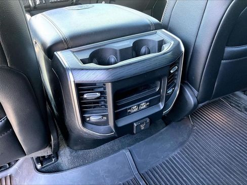 Used 2023 RAM 1500 Laramie AWD/4WD image 28