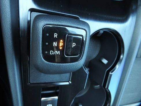Certified 2023 Nissan Rogue SV FWD image 24