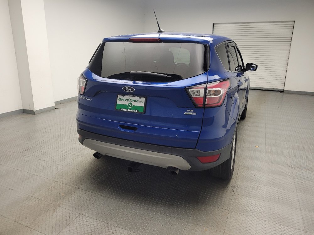 Used 2017 Ford Escape SE w/ SE Cold Weather Package AWD/4WD image 7