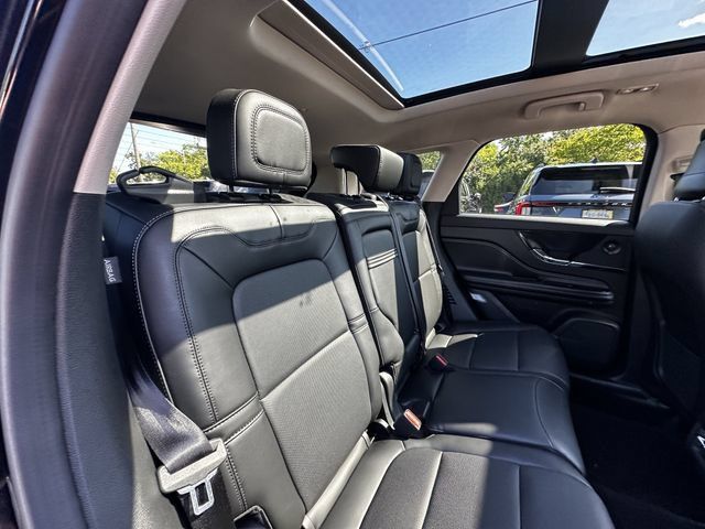 Certified 2023 Lincoln Corsair Reserve w/ Equipment Group 202A AWD/4WD image 40