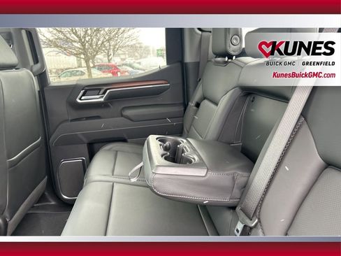 New 2026 GMC Sierra 1500 Denali w/ Denali Reserve Package image 36