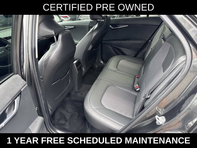 Used 2023 Kia Niro EX FWD image 16