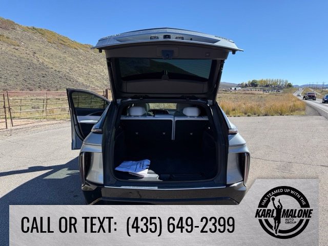 Used 2024 Cadillac Lyriq Luxury AWD/4WD image 31