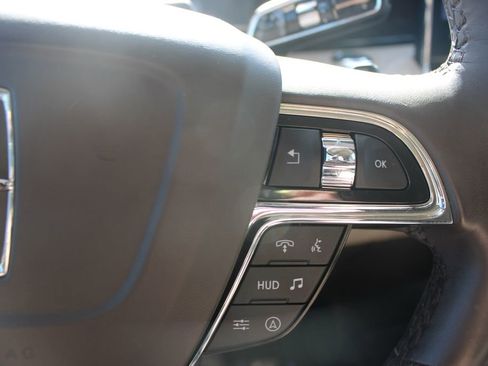 Used 2024 Lincoln Navigator L Reserve AWD/4WD image 40