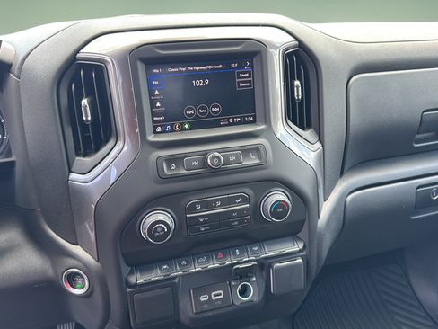 Used 2025 Chevrolet Silverado 1500 Custom w/ Turbomax Blackout Package RWD image 11