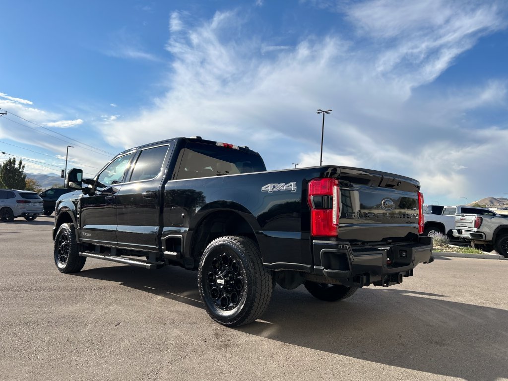 Used 2026 Ford F350 Lariat w/ Black Appearance Package AWD/4WD image 4