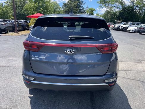 Used 2022 Kia Sportage LX AWD/4WD image 4