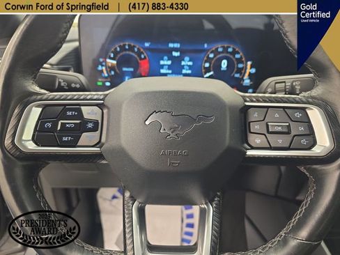 Used 2025 Ford Mustang Premium RWD image 24