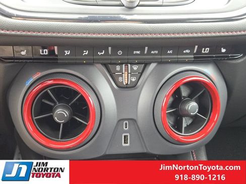 Used 2025 Chevrolet Blazer RS FWD image 20