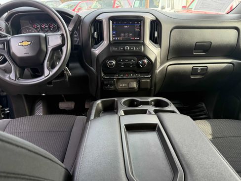 Used 2021 Chevrolet Silverado 1500 Custom image 8
