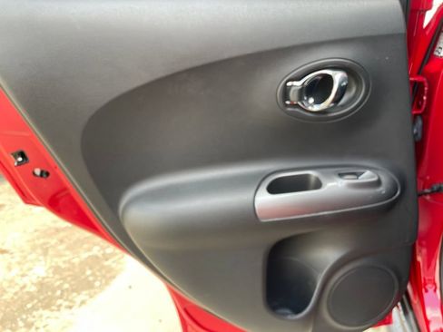 Used 2016 Nissan Juke SV w/ Technology Package FWD image 19
