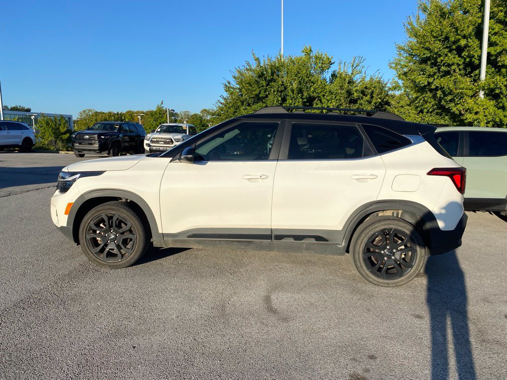 Used 2024 Kia Seltos X-Line AWD/4WD image 4