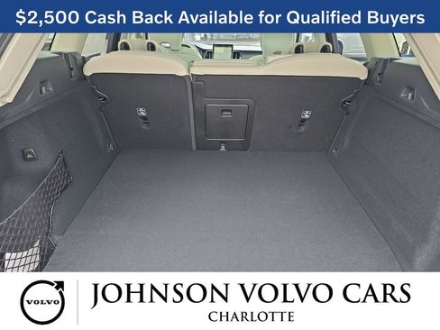 New 2026 Volvo XC60 T8 Ultra w/ Protection Package Premier image 12