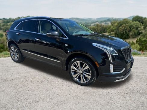 Used 2023 Cadillac XT5 Premium Luxury w/ Technology Package FWD image 1