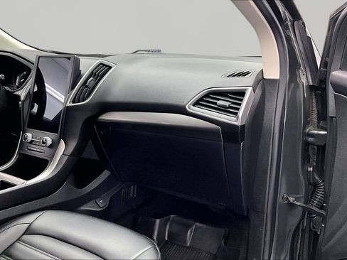 Certified 2023 Ford Edge SEL w/ Convenience Package AWD/4WD image 17
