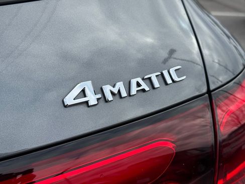 Used 2023 Mercedes-Benz GLC 300 GLC 300 image 13