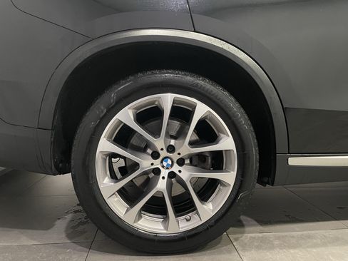 Used 2024 BMW X5 xDrive40i w/ Premium Package AWD/4WD image 9