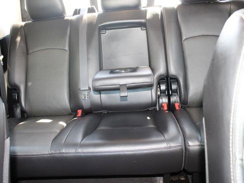 Used 2016 RAM 2500 Laramie w/ Convenience Group AWD/4WD image 21